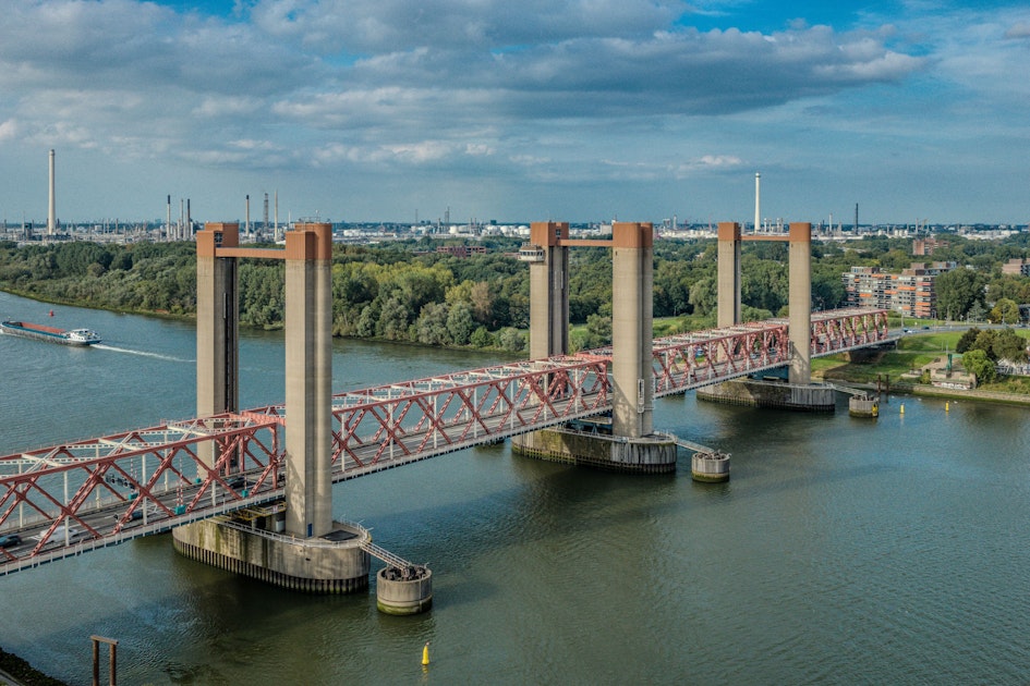 Spijkenisserbrug: afsluitingen tot eind 2025