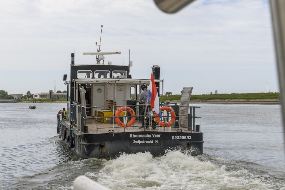 Met de pont als de Heinenoordtunnel dicht is: neem vooral de fiets!