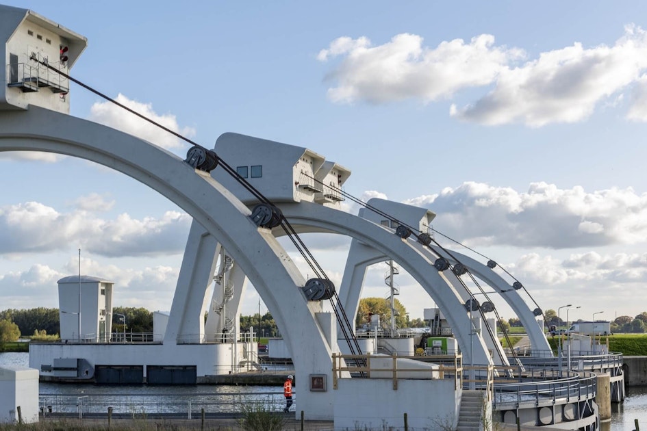 Extra zoetwater naar het westen van Nederland via Stuw Hagestein