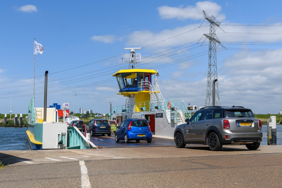 Veerpont Nieuw Beijerland - Hekelingen is tijdens renovatie Heinenoordtunnel geen omleiding voor aut